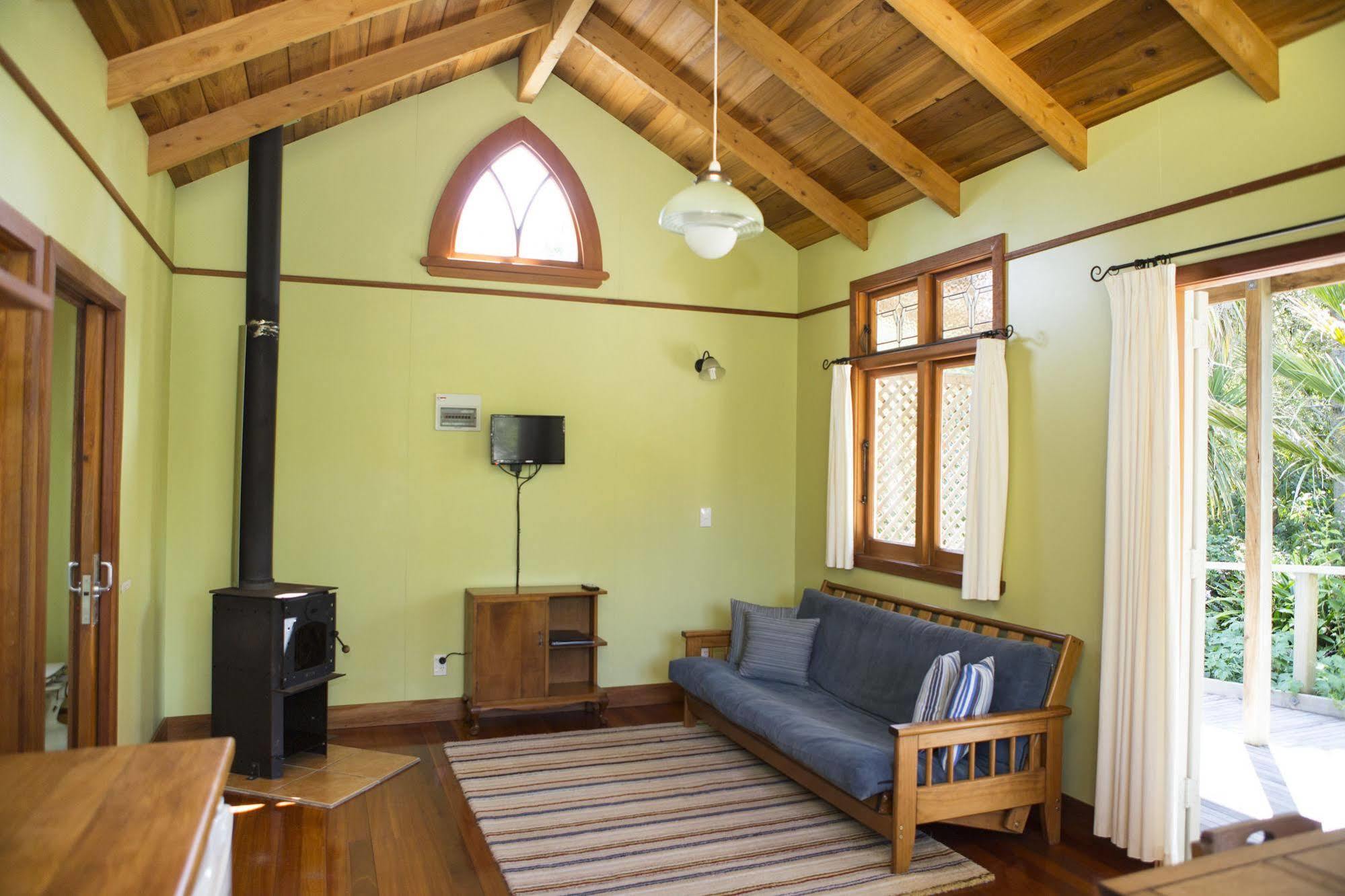 האהי The Church Accommodation מראה חיצוני תמונה